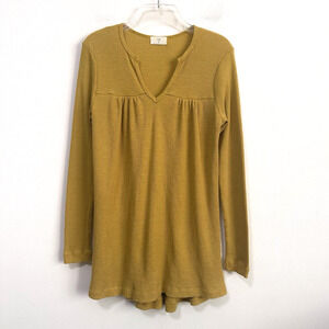 t.la Waffle Knit Tunic S Long Sleeve Mustard Top Shirt Anthropologie Boho Casual
